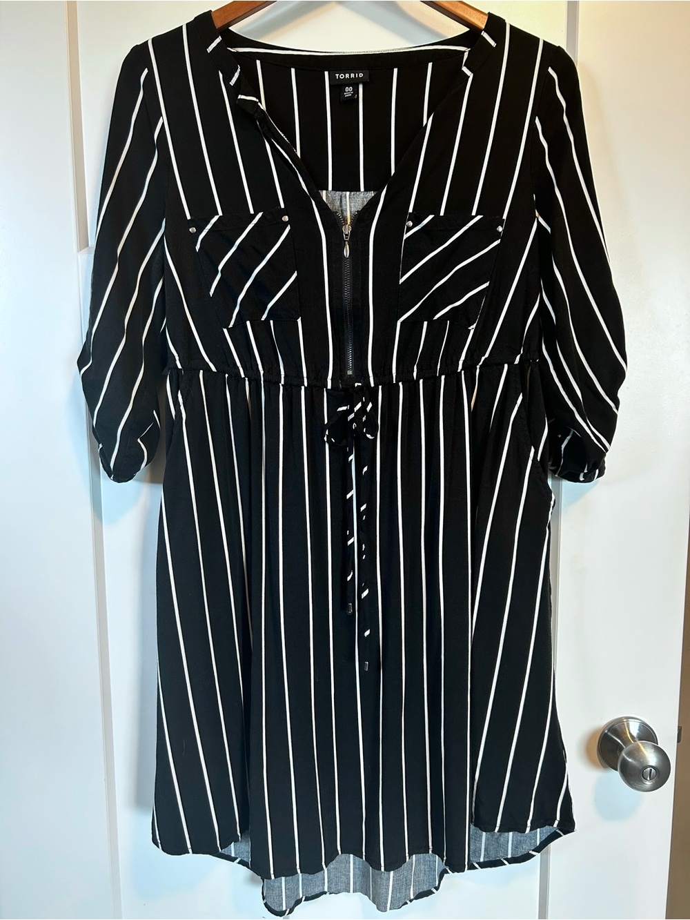 Torrid Black & White Vertical Stripe Zip Front Drawstring Waist Shirt Dress 00